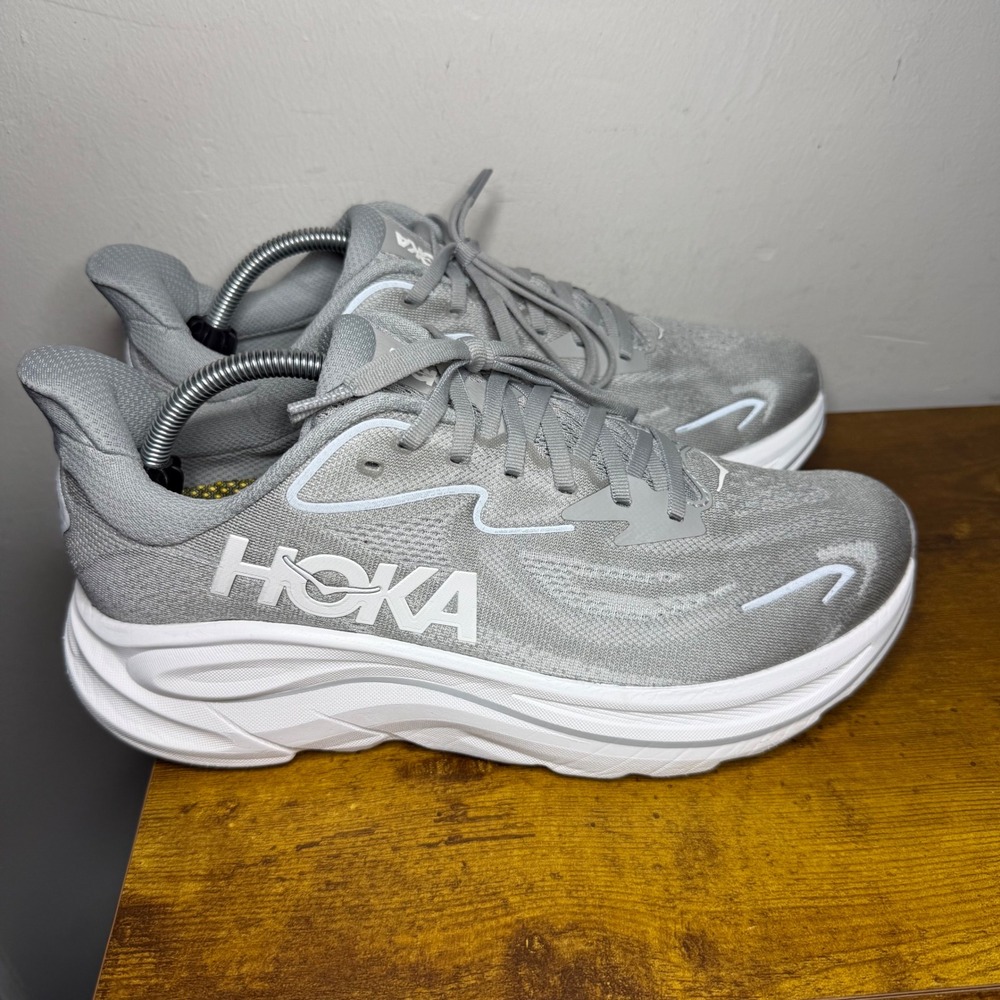 Hoka Clifton 10 Running Shoes Mens Size 10 Gray 1162030 STLLR